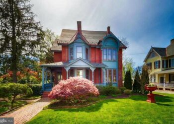 Old Victorian Mansions