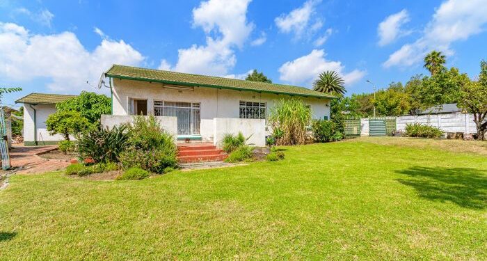 3 Bedroom House For Sale | Edenvale | BED1609846 | Pam Golding Properties