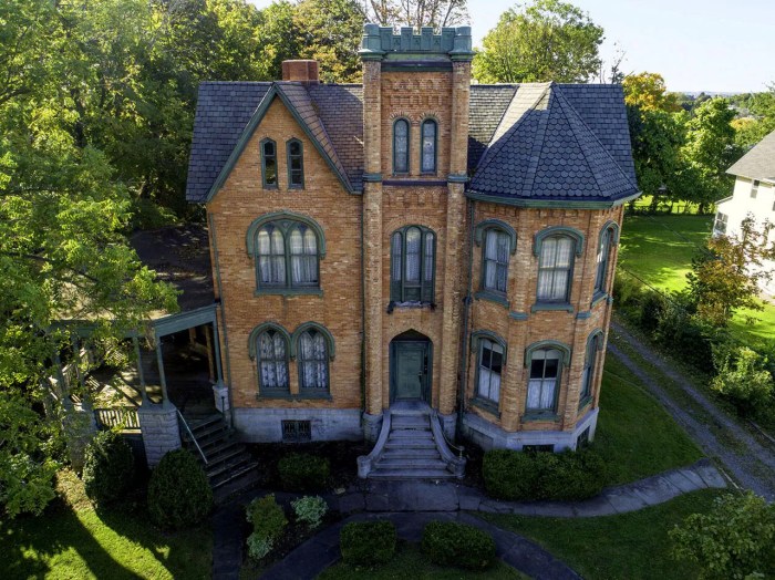 For sale in Upstate NY: Fixer upper Civil War mansion for ,000 with ...